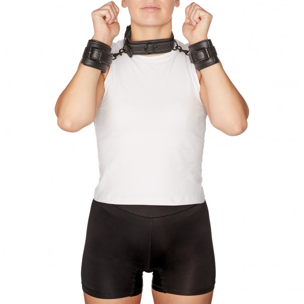 Obaie Take Control Bondagesett produkt i hånd 52