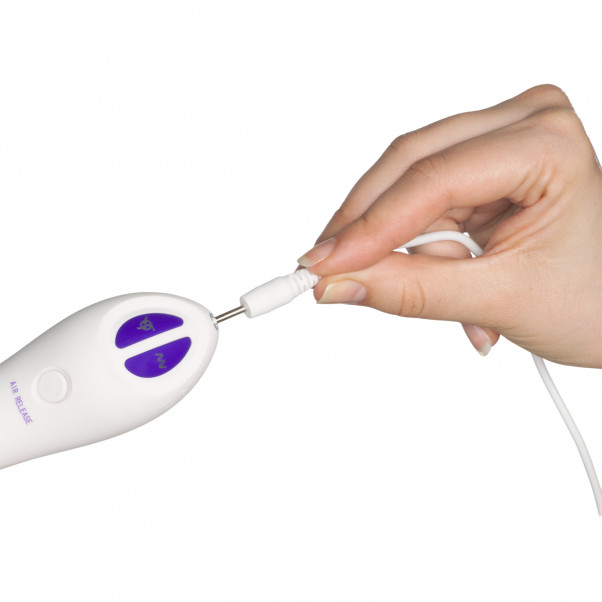 Doc Johnson Bloom Oppladbar Intim Kroppspumpesett Produktbilde med hånd 53