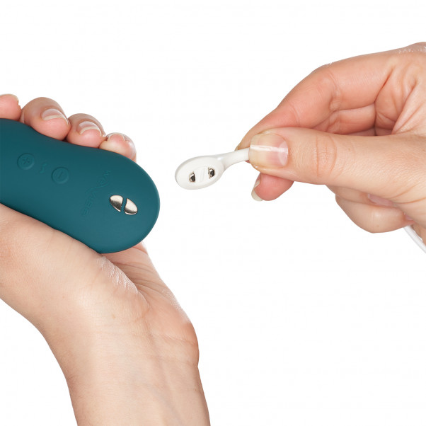 We-Vibe Touch X Klitorisvibrator produkt i hånd 53