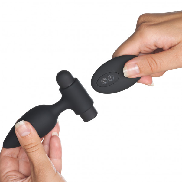 Sinful Explorer Anal Play-sett Produktbilde med hånd 52