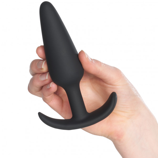 Sinful Smooth Sailor Vibrerende Analplugg Produktbilde med hånd 50