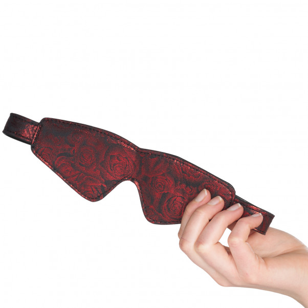 Fifty Shades of Grey Sweet Anticipation Blindfold Produktbilde med hånd 50