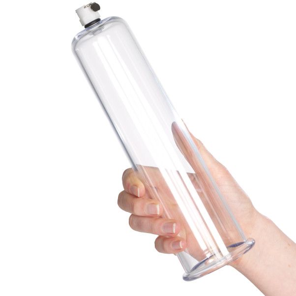 Size Matters Penispumpe Sylinder Produktbilde med hånd 50