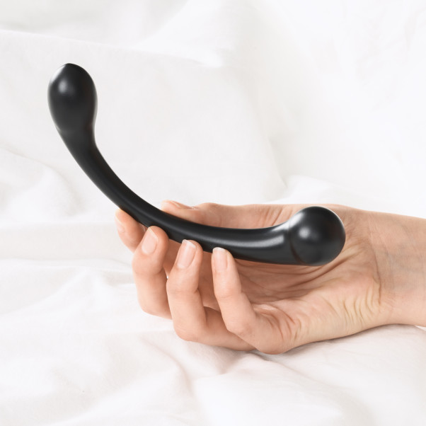Sinful Double G&P Wand Produktbilde med hånd 50