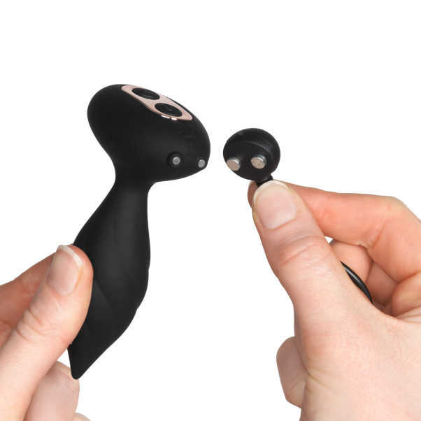 Rocks Off Petite Sensations Desire Vibrerende Fjernkontrollert Butt Plug Produktbilde med hånd 52