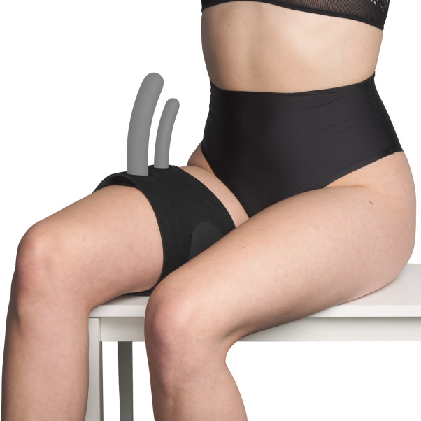 Sportsheets Dobbel Penetrering Thigh Strap-On Produktbilde på modell 2