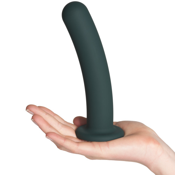 Amaysin Slender Large Dildo 17,5 cm Produktbilde med hånd 50