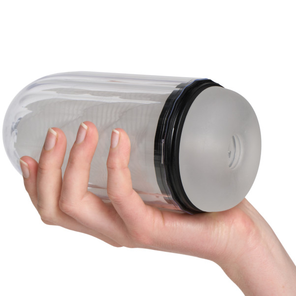 Sinful Spiral Gjennomsiktig Masturbator for Menn Produktbilde med hånd 50