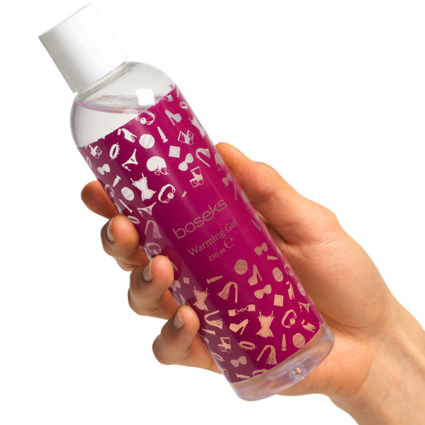 baseks Warming Gel 250 ml Produktbilde med hånd 50
