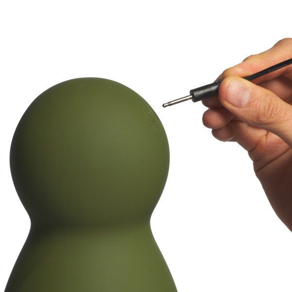 Sinful Sonic Grønn Sugemasturbator Produktbilde med hånd 51