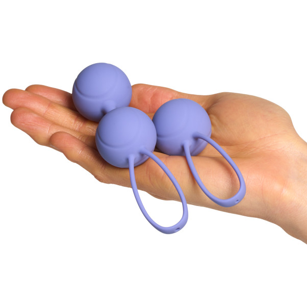 Sinful Jiggle Very Peri Vaginakule Sett Produktbilde med hånd 50