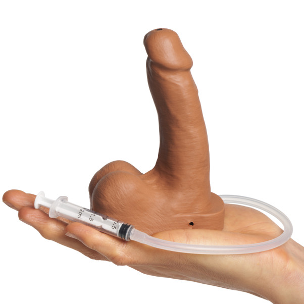 Tantus Pop n’ Play Squirting Packer Produktbilde med hånd 50