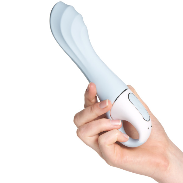 Satisfyer Air Pump 5 Connect App-kontrollert Vibrator Produktbilde med hånd 51