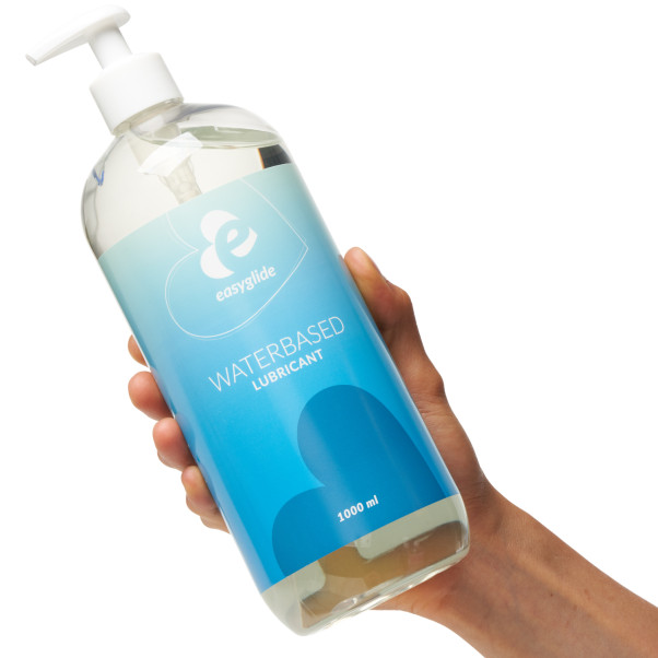 EasyGlide Vannbasert Glidemiddel 1000 ml Produktbilde med hånd 50