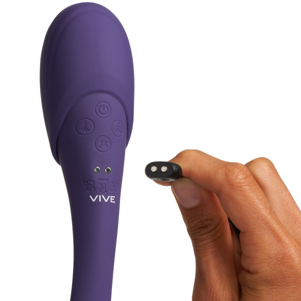 Vive Mirai Dobbelsidet Vibrator med Pulsbølger & Lufttrykk Produktbilde med hånd 50