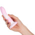 Sinful Space Playful Pink Dildo 13,5 cm Produktbilde med hånd 50
