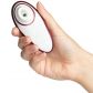 Womanizer Liberty Klitorisstimulator produkt i hånd 50