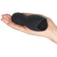 Sinful Teaser Oppladbar Penisvibrator Produktbilde med hånd 50