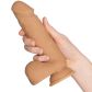 Willie City Luxe Realistisk Dildo 20 cm Produktbilde med hånd 50