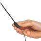 Ouch! Vibrating Urethral Sound Plug med fjernkontroll Produktbilde med hånd 50